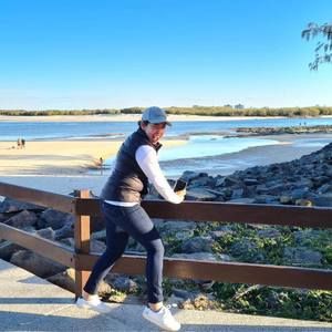 Meet your Posher, Kristine mae